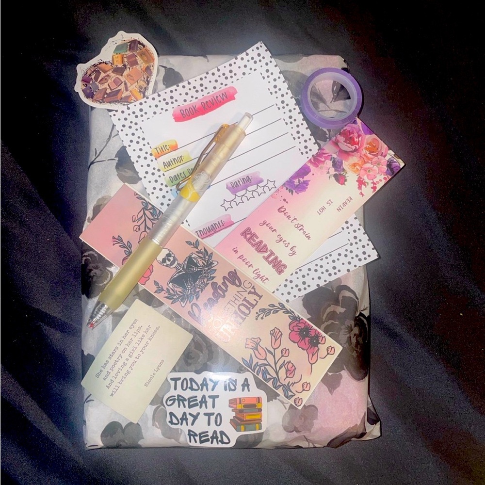 Floral Stationery Set with Pen and Stickers